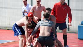 Движок – от Овечкина,  обложка – от Ковальчука