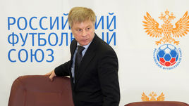 Елена Еремеева: "Толстых привык строить работу от негатива. А спонсоры любят позитив"