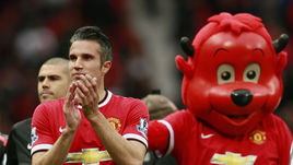 100 миллионов за Погба, Бускетс вместо Швайнштайгера, ван Перси в "Лацио"