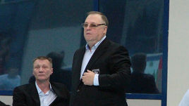 Шипулин предлагает лечить сборную