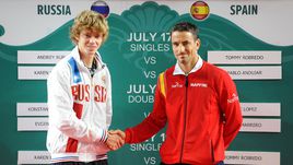 Приезд Робредо во Владивосток не удивил Тарпищева