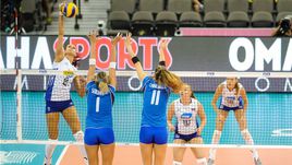 Обмочаева начинает с рекорда