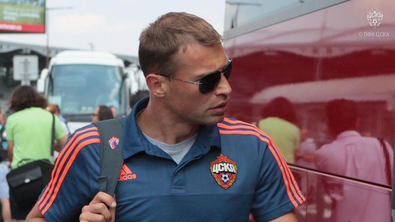 Василий БЕРЕЗУЦКИЙ в Праге. Фото ПФК ЦСКА