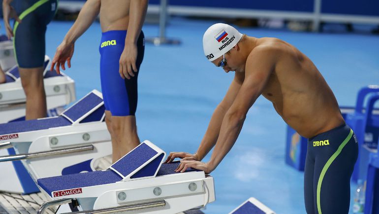 Владимир МОРОЗОВ на старте заплыва. Фото REUTERS