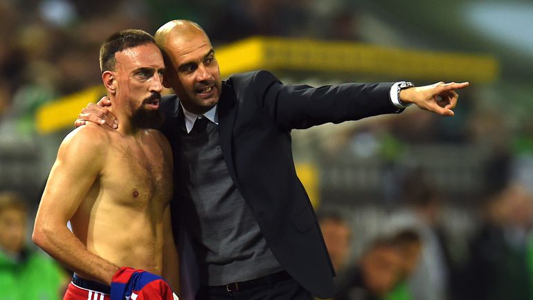 Франк РИБЕРИ и Хосеп ГВАРДЬОЛА. Фото AFP