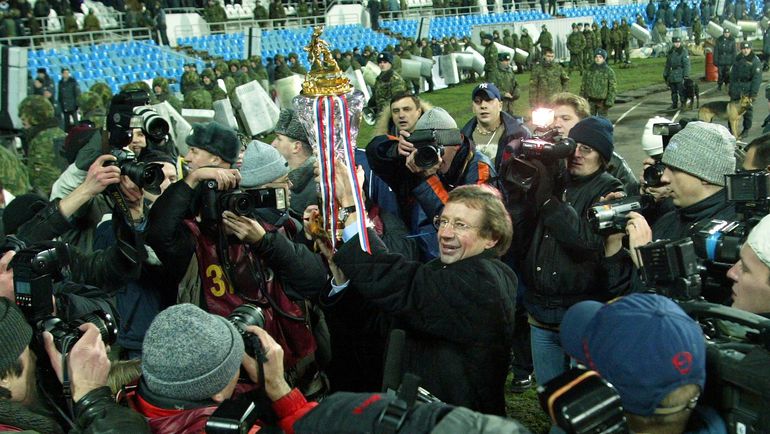 21 ноября 2002 года. Москва. Стадион