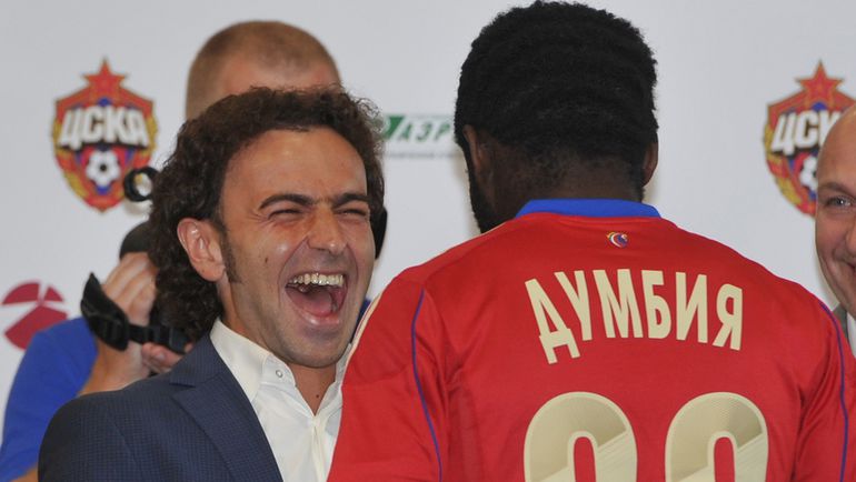 Роман БАБАЕВ и Сейду ДУМБЬЯ. Фото Александр ФЕДОРОВ,