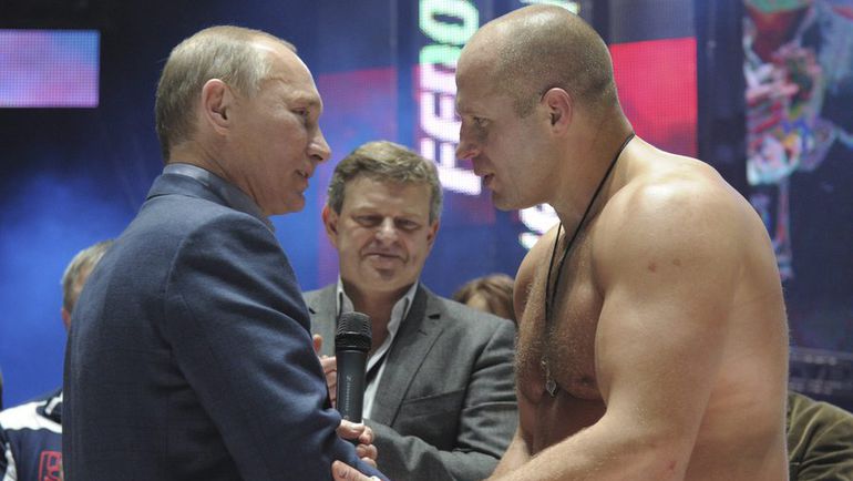 Президент России Владимир ПУТИН и Федор ЕМЕЛЬЯНЕНКО. Фото REUTERS