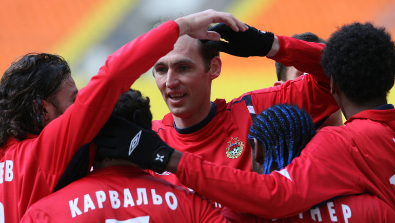 Элвер РАХИМИЧ в ЦСКА заработал себе непререкаемый авторитет. Фото Александр ФЕДОРОВ,