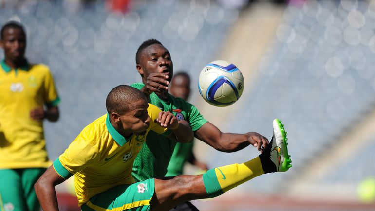 Эммануэля МАЮКА (справа) в ближайшее время ждут в