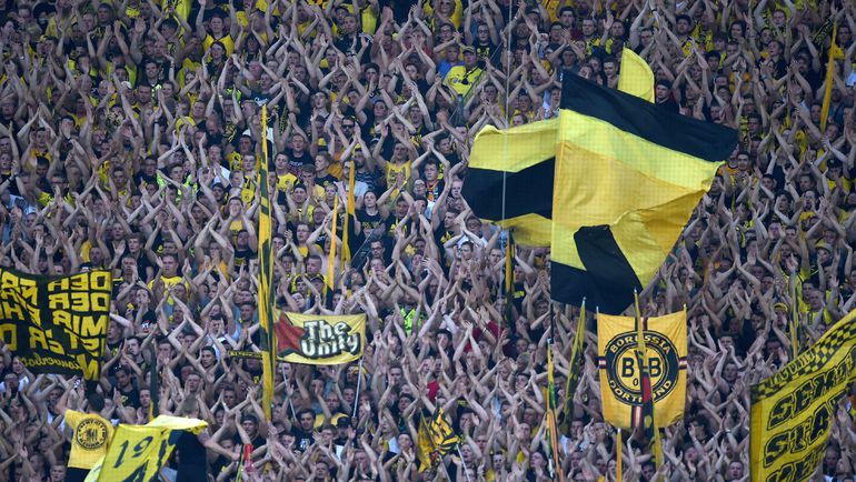 15 августа. Дортмунд. Болельщики дортмундской