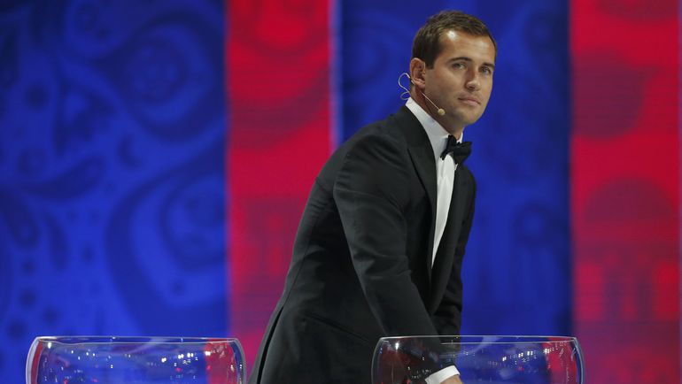 25 июля. Санкт-Петербург. Александр КЕРЖАКОВ проводит предварительную жеребьевку ЧМ-2018 для Европы. Фото REUTERS