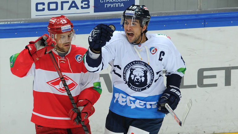 Предыдущим клубом Джонатана ЧИЧУ (справа) был