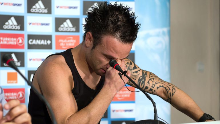 Матье ВАЛЬБУЭНА пускал слезу, прощаясь с