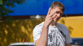 Тимофей Мозгов встретился с юными поклонниками