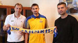 Павел АСТАХОВ (слева) и Алексей ШВЕД (в центре).