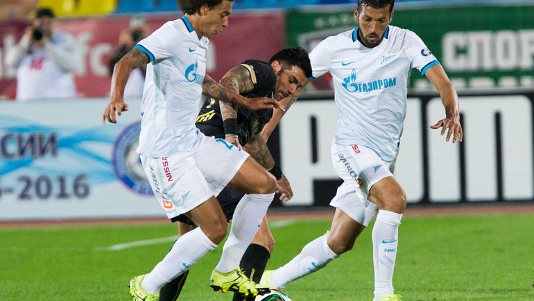 Аксель ВИТСЕЛЬ и Эсекиэль ГАРАЙ не покинут