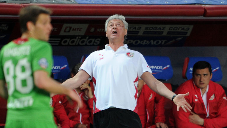 Ринату БИЛЯЛЕТДИНОВУ не позавидуешь после жеребьевки. Фото Алексей ИВАНОВ,