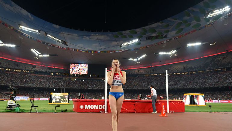 Мария КУЧИНА в Пекине после выполнения своих прыжков не подходила за подсказками к личному тренеру. Фото AFP