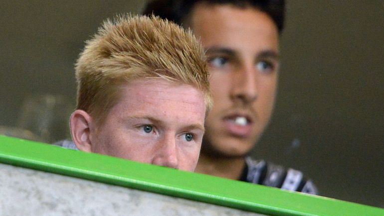 Кевин ДЕ БРЕЙНЕ смотрел игру с трибуны. Фото AFP