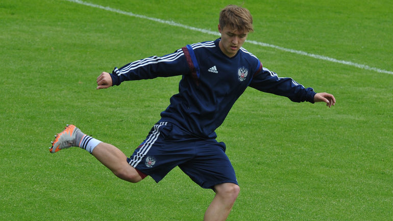 Денис ДАВЫДОВ. Фото Александр ФЕДОРОВ,