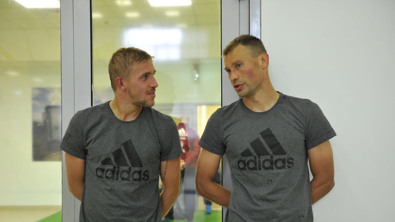 Сегодня. Химки. Юрий ГАЗИНСКИЙ (слева) и Василий БЕРЕЗУЦКИЙ. Фото Федор УСПЕНСКИЙ,