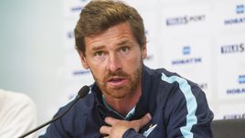 Андре ВИЛЛАШ-БОАШ никогда не упустит возможности на что-нибудь пожаловаться.