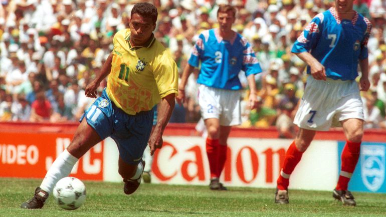 20 июня 1994 года. Пало-Алто. Бразилия - Россия - 2:0. В атаке РОМАРИО. Фото Александр ФЕДОРОВ,