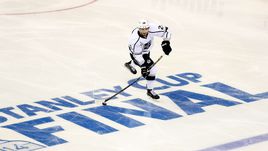 9 июня 2014 года. Вячеслав ВОЙНОВ играет в матче финальной серии Кубка Стэнли.