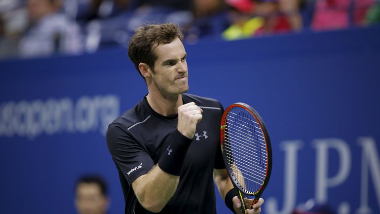 Суббота. Нью-Йорк. Энди МАРРЭЙ в трех сетах побеждает Томаза БЕЛЛУЧЧИ. Фото REUTERS