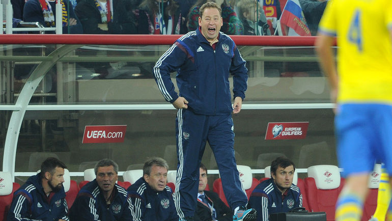 Леонид СЛУЦКИЙ дебютировал во главе сборной России с победы над шведами. Фото Алексей ИВАНОВ, "СЭ"