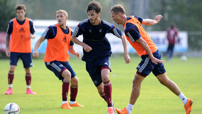 Юрий ГАЗИНСКИЙ, Александр ЕРОХИН и Алексей БЕРЕЗУЦКИЙ. Фото Алексей ИВАНОВ,