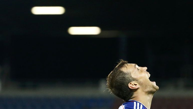 Вторник. Вадуц. Лихтенштейн - Россия - 0:7. Автор покера Артем ДЗЮБА радуется очередному голу. Фото REUTERS