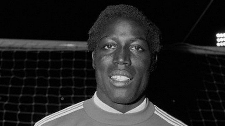 Жан-Пьер АДАМС находится в коме с 1982 года.