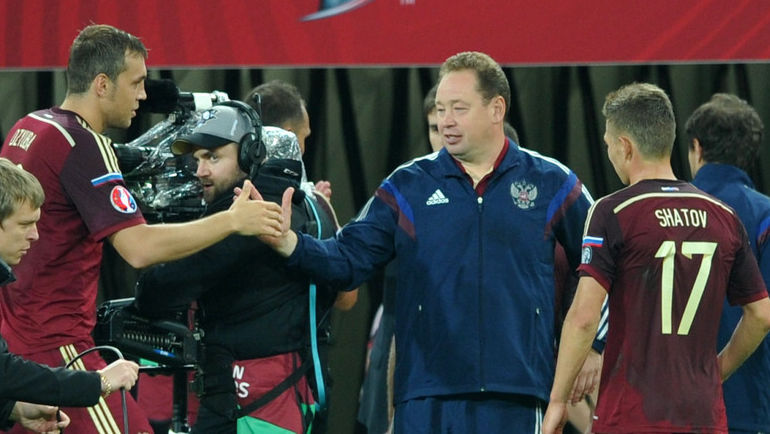 5 сентября. Москва. Тушино. Россия – Швеция – 1:0. Леонид СЛУЦКИЙ, Артем ДЗЮБА и Олег ШАТОВ: Euro-2016 становится ближе. Фото Алексей ИВАНОВ,