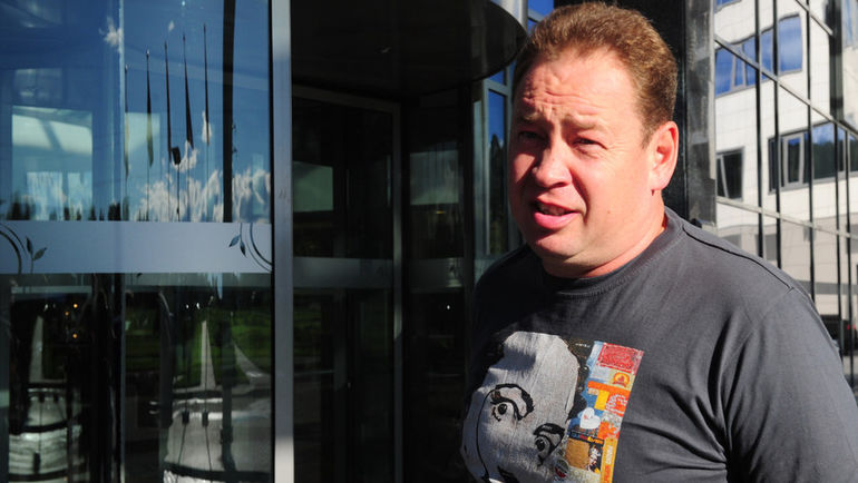 31 августа. Шереметьево. Леонид СЛУЦКИЙ перед началом первого сбора в национальной команды. Фото Федор УСПЕНСКИЙ,