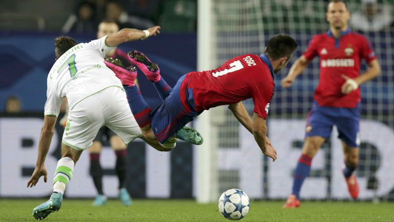 Зоран ТОШИЧ (справа) против Даниэля КАЛИДЖУРИ. Фото REUTERS