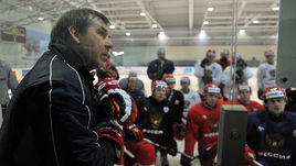 В этом сезоне главный тренер сборной Олег ЗНАРОК намерен проверить в Евротуре ограниченный круг кандидатов.