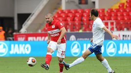 "Спартак-2" впервые проиграл дома.  "Зенит-2" притормозил