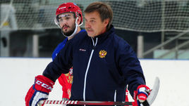 Среда. Новогорск. Вячеслав ВОЙНОВ под чутким руководством Олега ЗНАРКА.