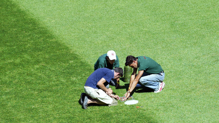 11-метровая отметка. Фото AFP