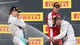 Восьмой дубль "Мерседеса"