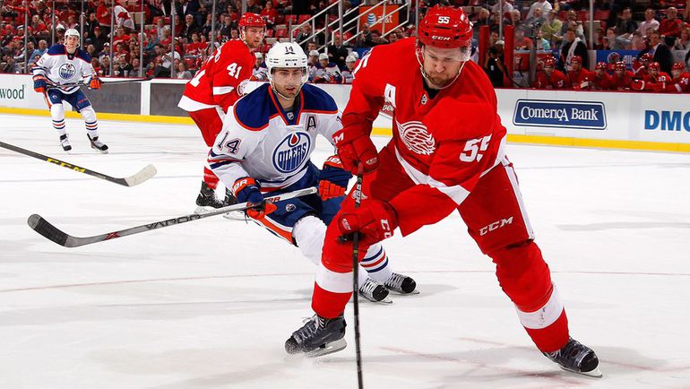 Почти 35-летний Никлас КРУНВАЛЛЬ (справа) - один из символов нынешнего Почти 35-летний Никлас КРУНВАЛЛЬ (справа) - один из символов нынешнего