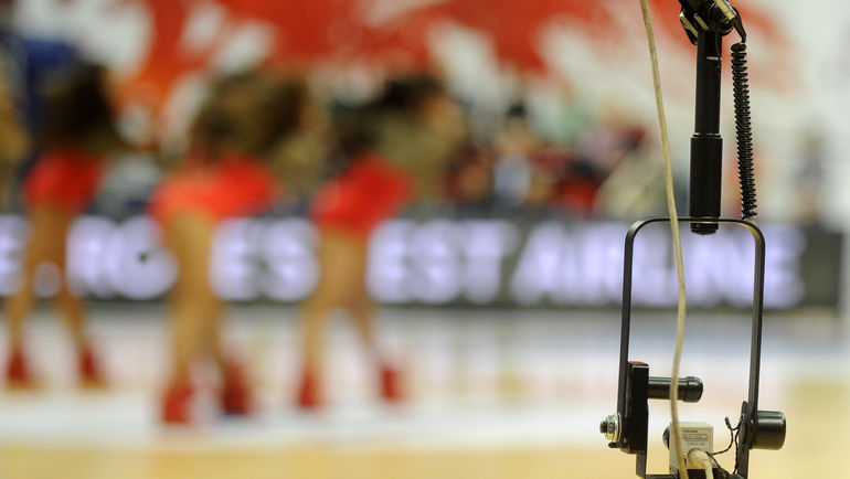 ТВ-камеры видят все. Фото Никита УСПЕНСКИЙ, ТВ-камеры видят все. Фото Никита УСПЕНСКИЙ,