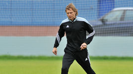 Красно-белые едут в гости к Карпину