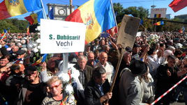 Октябрь. Акции протеста на улицах Кишинева.
