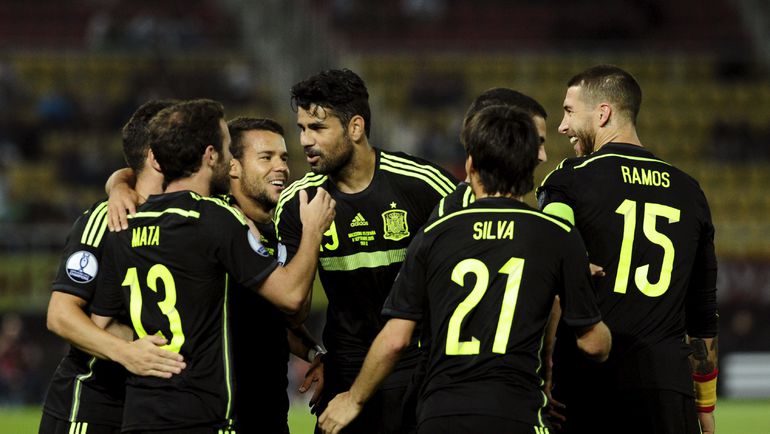 И Испании, кажется, самая простая задача из всех возможных. Фото REUTERS И Испании, кажется, самая простая задача из всех возможных. Фото REUTERS