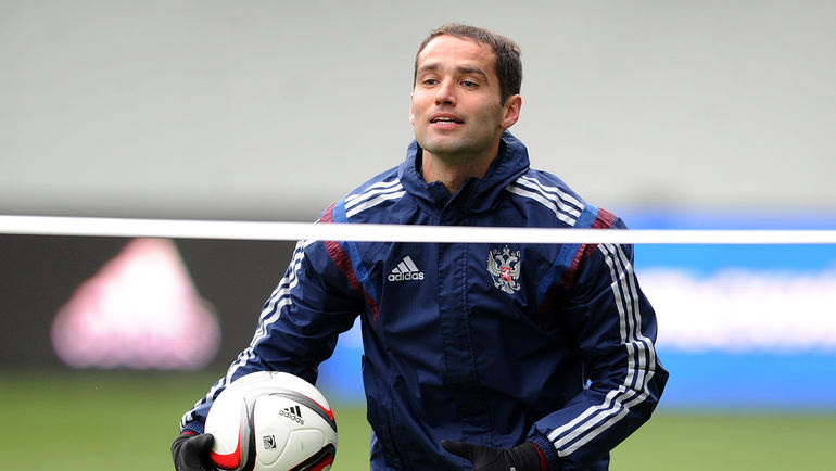 Среда. Химки. Роман ШИРОКОВ на последней тренировке сборной России перед отлетом в Кишинев. Фото Алексей ИВАНОВ, Среда. Химки. Роман ШИРОКОВ на последней тренировке сборной России перед отлетом в Кишинев. Фото Алексей ИВАНОВ,