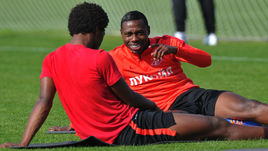 24 сентября. Тарасовка. Квинси ПРОМЕС (справа) и ЗЕ ЛУИШ на тренировке