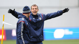 Воскресенье. Москва. Тушино. Артем ДЗЮБА не забывает о силе профсоюза.